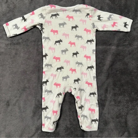 Hudson Baby Girl Button Coverall - Moose Print- 6-9 months - Picture 2 of 3